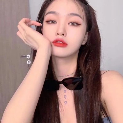 许我春朝应白首